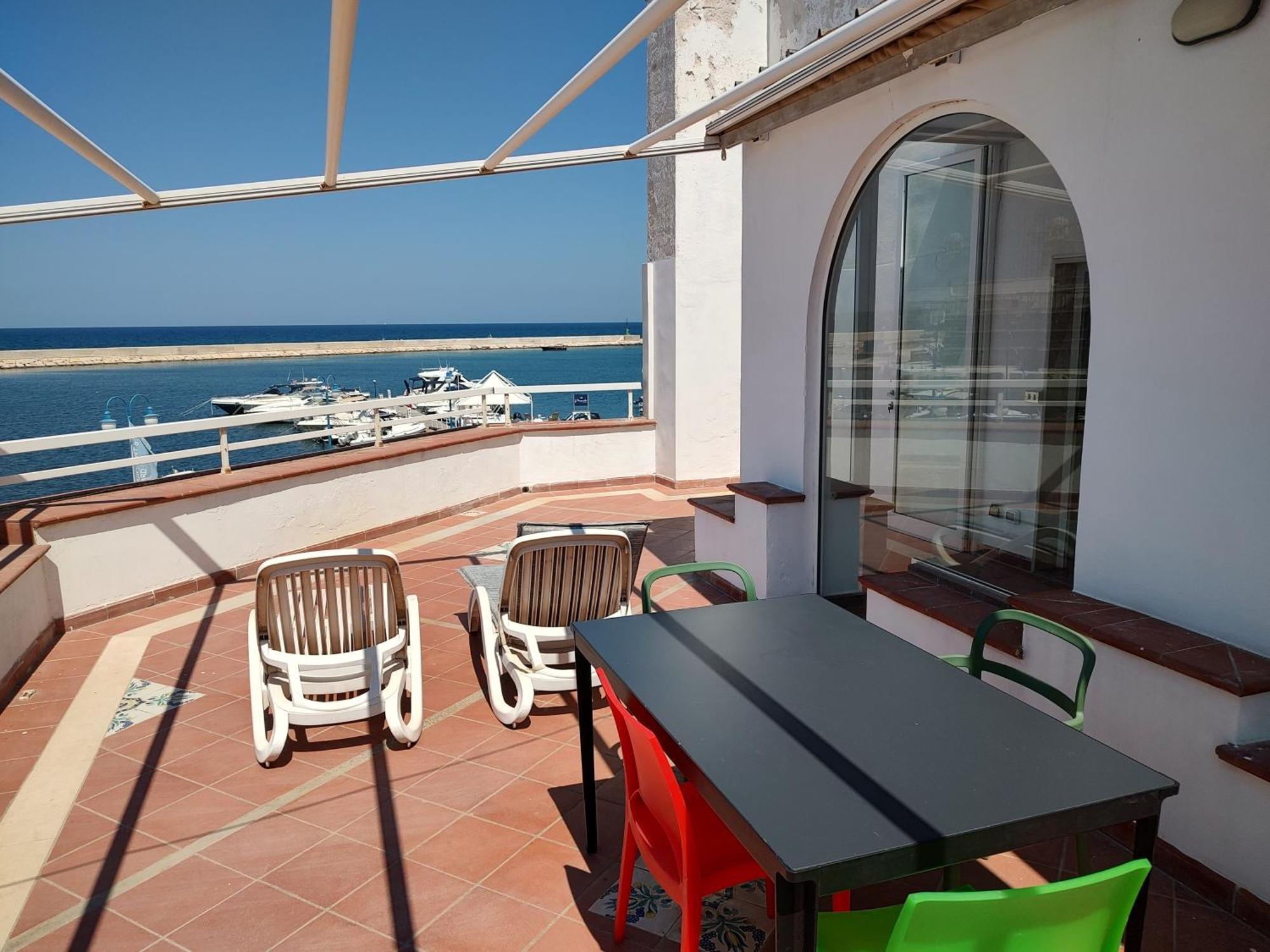 Villa Fronte Del Mare - Seafront Terrace Villanova di Ostuni Exterior foto